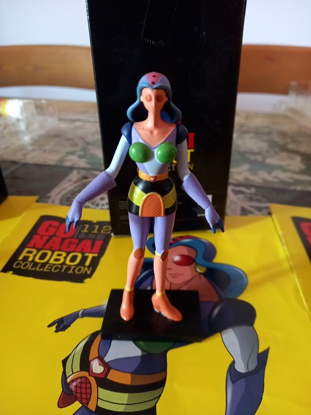 Action Figures Helena, Cleo e Marigera