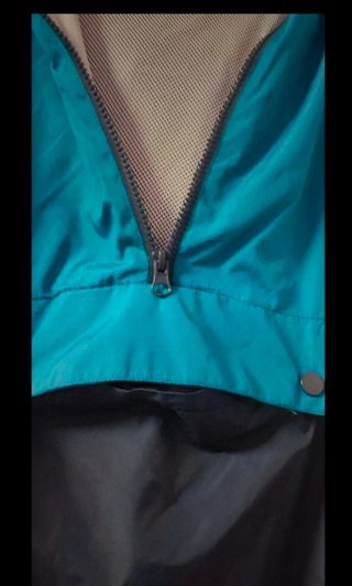 Cortavientos chico talla M nuevo
