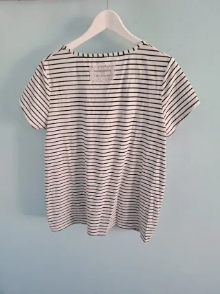Camiseta H&M Rayas y Cisne Talla M