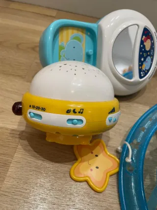 Móvil proyector cuna para bebé