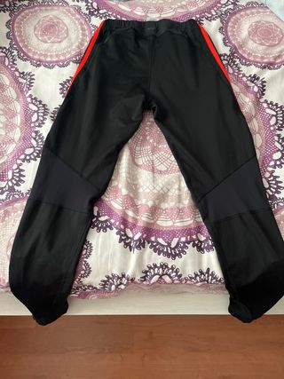 Mallas Adidas Negras con Rayas Rojas
