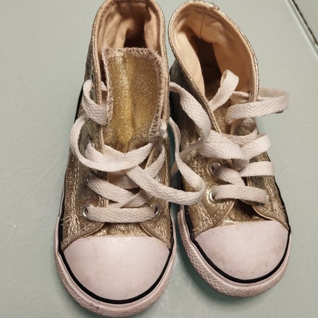 Zapatillas deportivas remember Converse Doradas