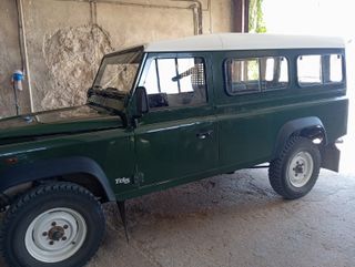 Land Rover Defender 2001