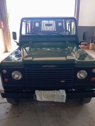 Land Rover Defender 2001