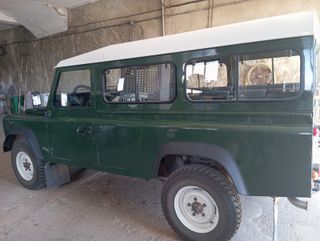 Land Rover Defender 2001