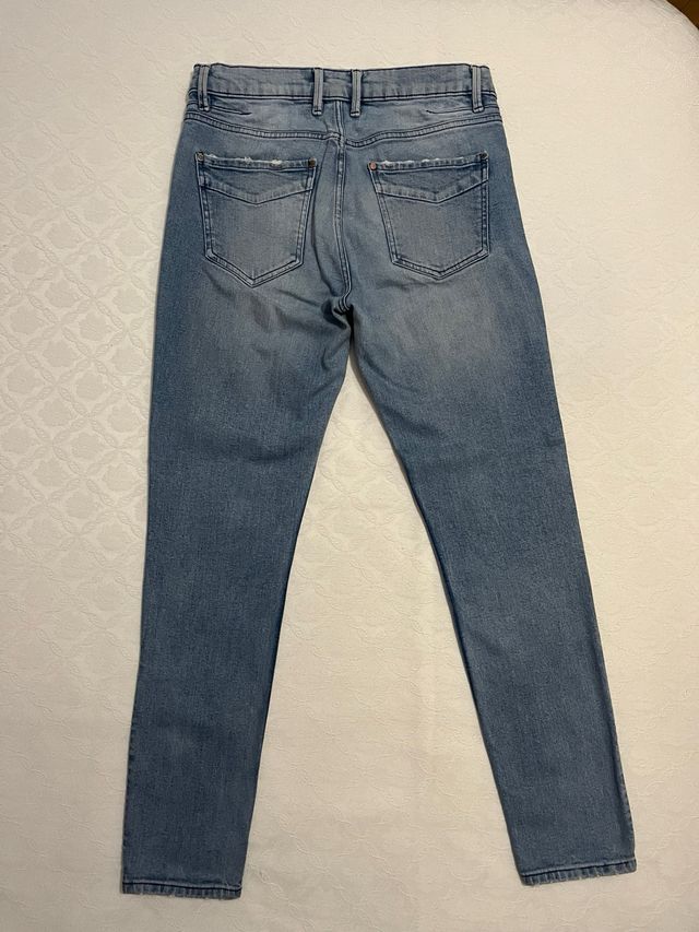 Pantalón vaquero Mango