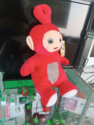 Peluche Teletubbie Vermelho 36cm