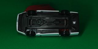 Corvette 87 Road Champs 1:64