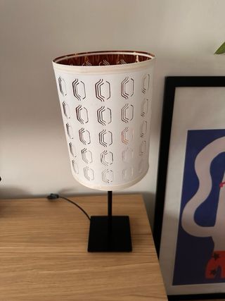 Lámpara de mesa Ikea bombilla incluida 