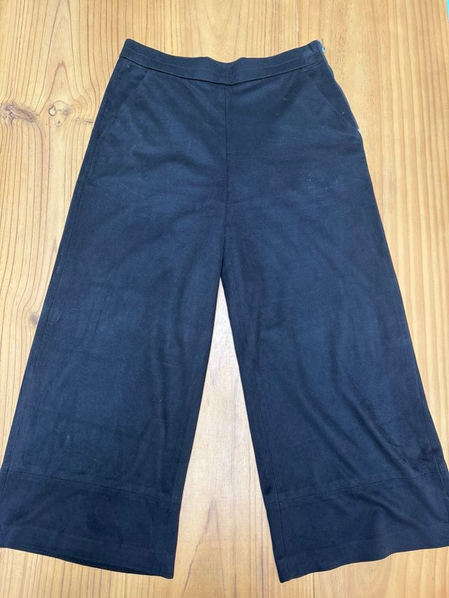 Pantalón culotte negro Trafaluc