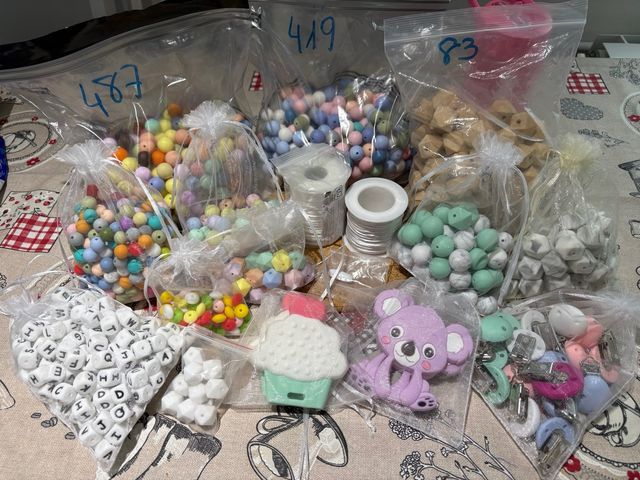 Lote Bolas Silicona y Accesorios Manualidades