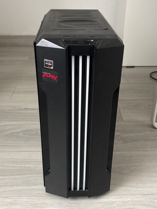 Torre Gaming Mars Gaming Negra