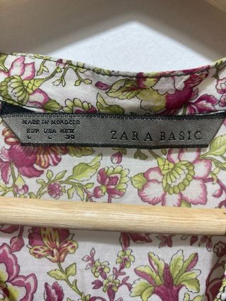 Blusa floral Zara Talla L