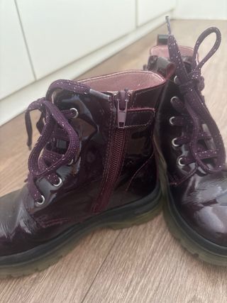 Botas Pablosky niña moradas, cordones y cremallera