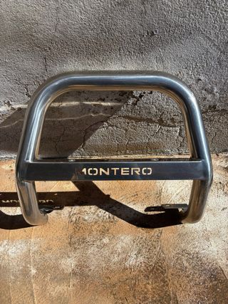 Defensa Mataburros Montero V60