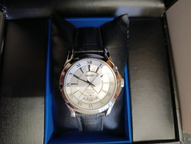 Reloj Seiko Premier Calendar