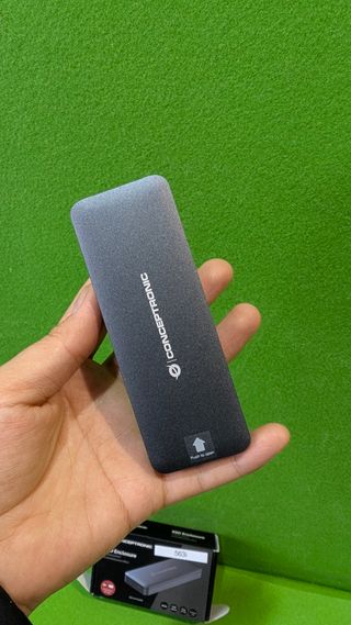 Conceptronic DDE03G - Carcasa para Disco Duro SSD 