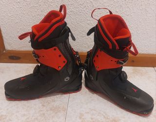 Botas Esquí Travesía Atomic Backland Carbon. 29,5.