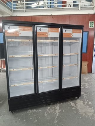 Nevera Expositora Bebidas 3 Puertas