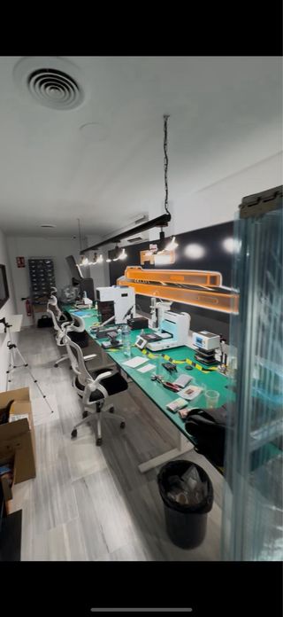 Mini schermo per iPhone 13