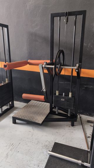 Lote de máquinas de gimnasio