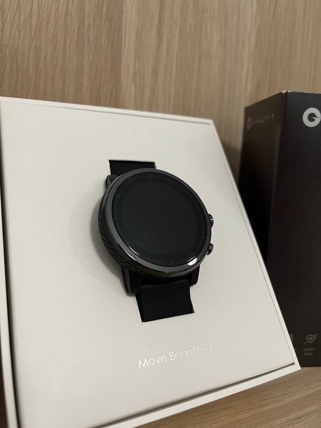 Reloj Amazfit Stratos GPS Smartwatch Negro