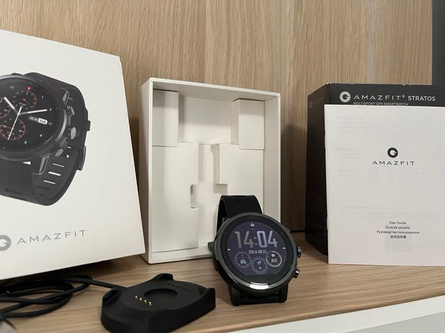 Reloj Amazfit Stratos GPS Smartwatch Negro