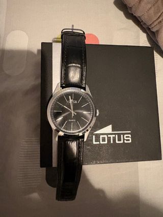 Reloj Lotus Minimalista Hombre Negro/Plata