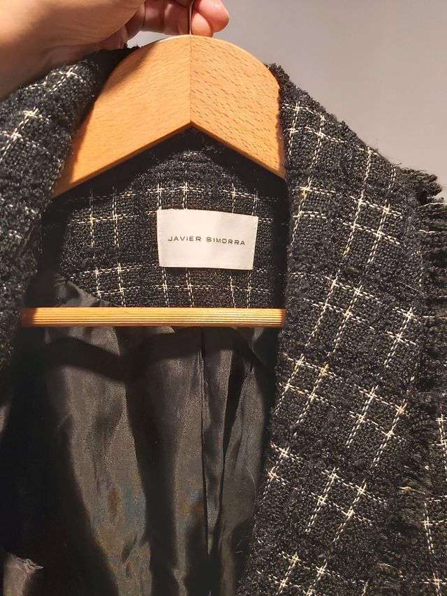 Abrigo Javier Simorra cuadros blanco y negro
