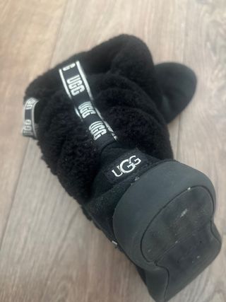 Botas UGG niña negras