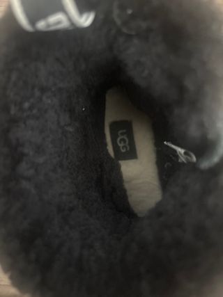 Botas UGG niña negras