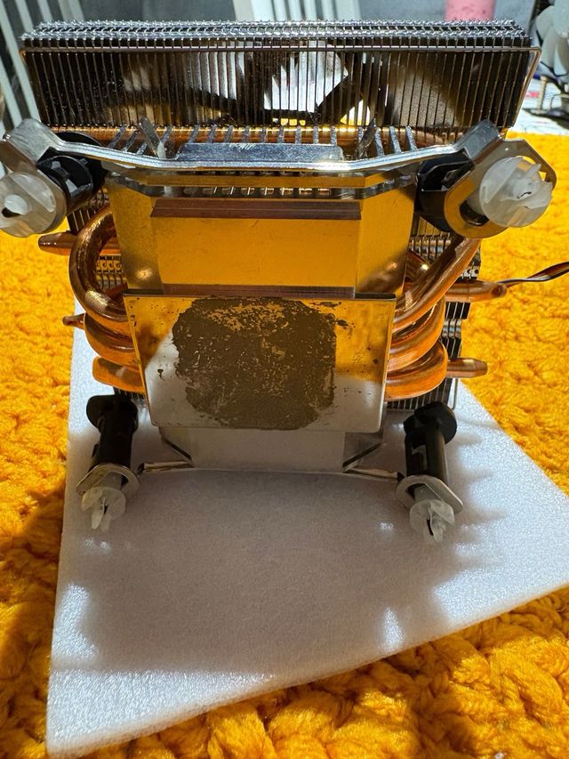 Disipador Scythe Shuriken perfil bajo.