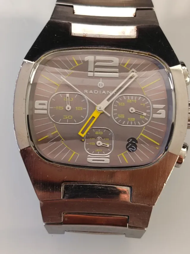 Reloj Radiant Caballero Cronógrafo Nuevo