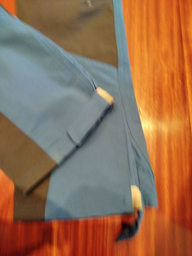 Pantalón de nieve azul y negro