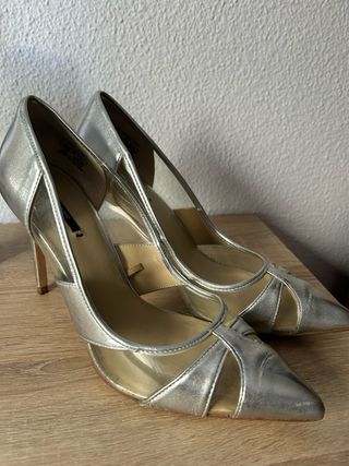 Zapatos tacón Zara plateados talla 40