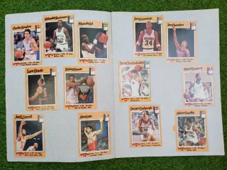 Álbum Los 100 Gigantes del Basket Mundial