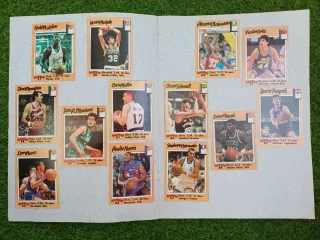 Álbum Los 100 Gigantes del Basket Mundial
