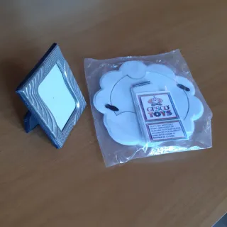 Due portafoto più due omaggi