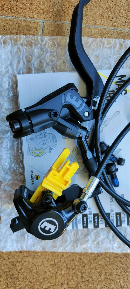 Freno Magura MT4. 1600mm. 2 pistones. Nuevo.