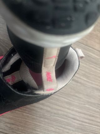Zapatillas Nike niña negras y rosas