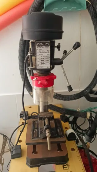Taladro de columna Practyl DP13A