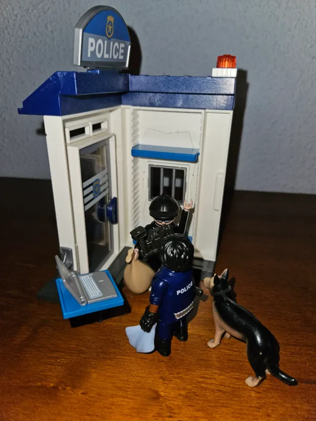 Comisaría Policía Playmobil con figuras