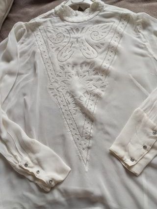 Blusa de encaje 