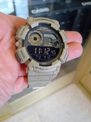 CASIO PESCA, FASES LUNARES,GRANDE 54MM,new version