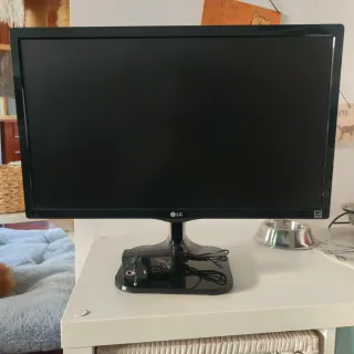Pantalla LG 22M47VQ