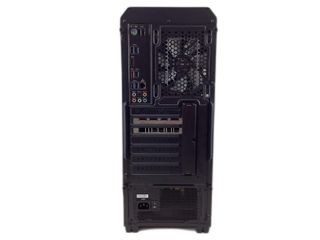pc clonico i5-9600k, gtx 2060 8gb, 16gb ram, 240 ssd, 1tb hdd