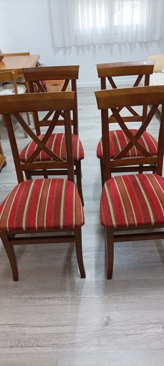 Juego de 4 sillas de comedor de madera maciza