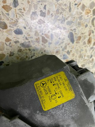 Focos Delanteros Mercedes Benz C220 W203