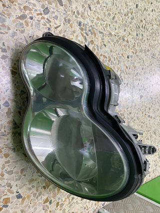 Focos Delanteros Mercedes Benz C220 W203