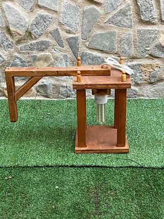 Portalampada in legno